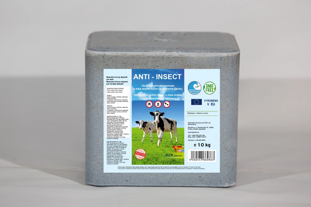 Minerální liz s přírodními aromaty odpuzujícími hmyz SIN Hellas Anti-Insect Minerální liz s přírodními aromaty odpuzujícími hmyz SIN Hellas Anti-Insect