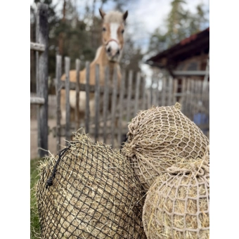Extrémně pevná síť na seno Slowfeeder béžová